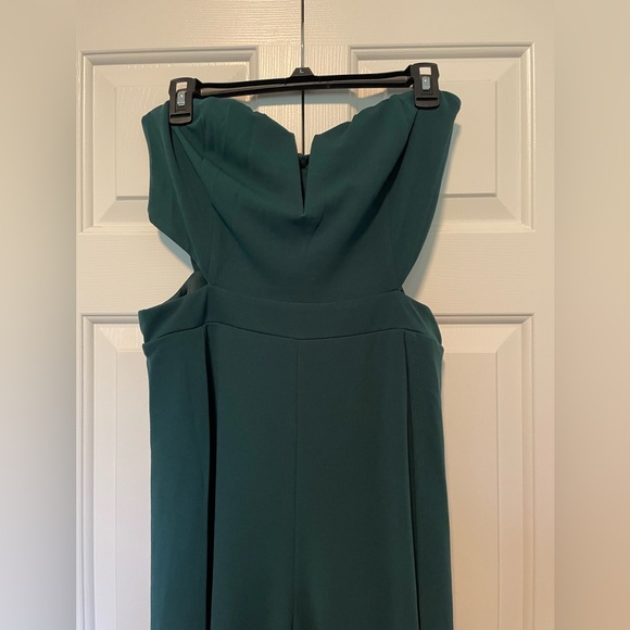 Green Lulus jumpsuit - Picture 3 of 7